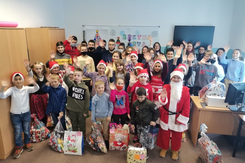 New Years' gifts for students at Primary School „Prača“