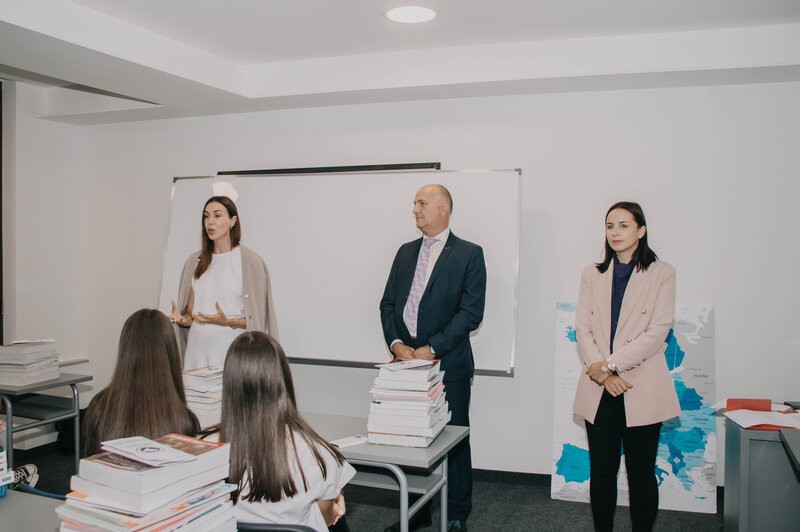 U četvrtak 1. 9. 2022. godine održan je prijem za učenike prvih razreda Gimnazije Sarajevo School of Science and Technology. 